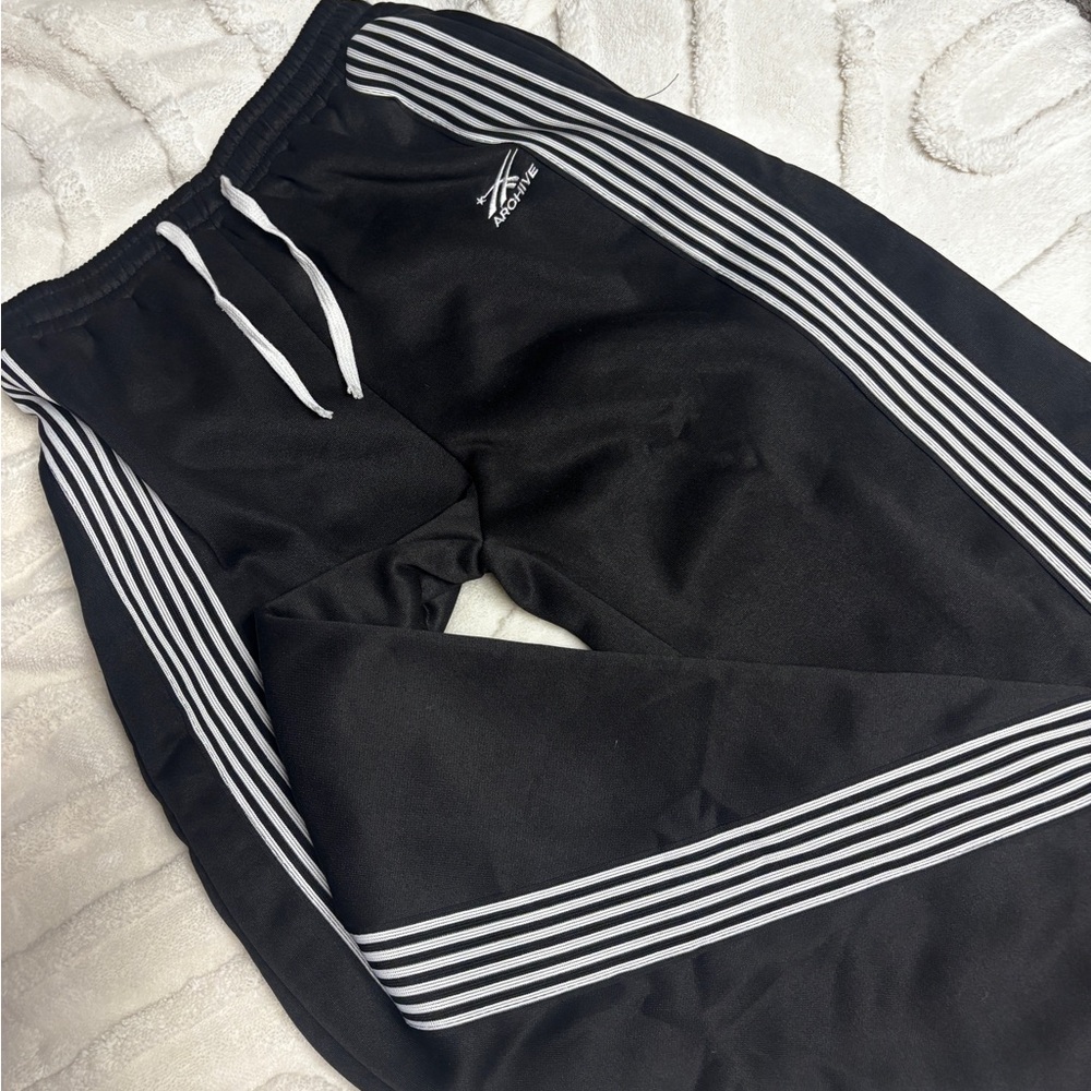 Archive Men's Black Joggers with White Stripes